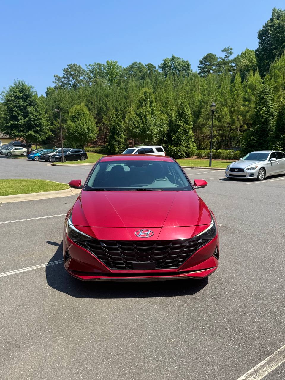Hyundai Elantra SEL (2023) - Gasoline